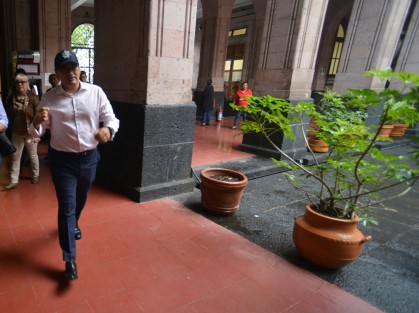 El fiscal del Estado, Jorge Winckler, informó que la Fiscalía ya solicitó el desafuero del diputado federal Alberto Silva Ramos, esto para que responda  por las acusaciones por desvío de recursos a su paso por la Coordinaciónd de Comunicación Social;  sin embago son los diputados federales quienes deben decidir. 