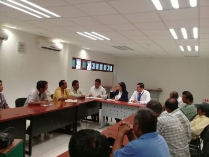 Se llevó a cabo una reunión con personal de la Comisión Federal de Electricidad CFE en el municipio, convocada por el líder de la Alianza de Colonias y Comunidades del Totonacapan ACOT,  el Profesor Efraín Rivera Hernández quien desde hace más de tres años inició esta lucha en contra de los abusos de la CFE en este municipio . 