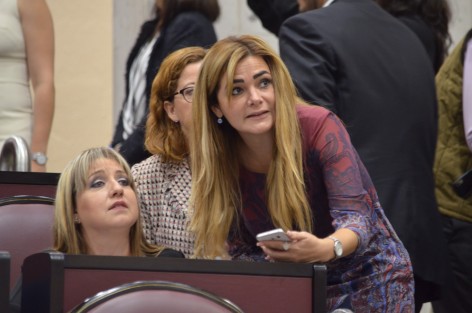 Las diputadas y diputados de la LXIV Legislatura aprobaron la Nueva Ley de Protección de Datos Personales en Posesión de Sujetos Obligados para el Estado de Veracruz de Ignacio de la Llave que tiene por establec er las bases, principios y procedimientos para tutelar y garantizar el derecho que tiene toda persona a la protección de sus datos personales, en posesión de los sujetos obligados.