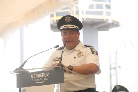 El comisionado general de la PFP, Manelich Castilla Cravioto, tomó protesta al nuevo comisario estatal de la Policía Federal en Veracruz, Israel Galván Jaime. Durante el evento se rindió un homenaje al extinto comisario Camilo Juan Castagné. 