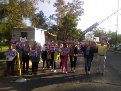 Familiares de desaparecidos de manifiestan en el Reclusorio Norte, donde se encuentra recluído Javie Duarte de Ochoa. 
