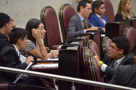 Jóvenes parlamentarios dieron inicio a los trabajos legislativos en el recinto del Congreso local. Aunque presumen de tener ideas frescas y propuestas interesantes, lo cierto es que su preparación es precaria. 
