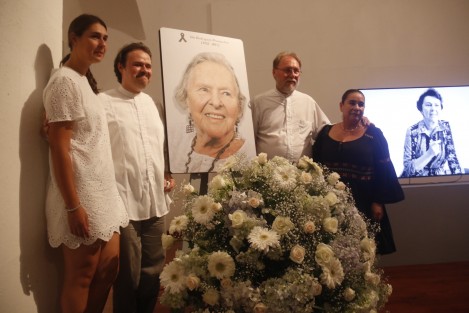 La doctora Ida Rodríguez Prampolini, recibió un homenaje postmortem en el recinto sede del IVEC. Asistieron autoridades estatales de turismo y cultura, así como familiares y amigos que cariñosamente llamaron a Rodríguez Prampolini <em>Cha Cha</em>.