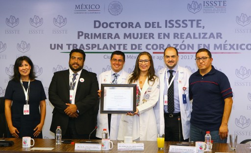 María del Sol García Ortegón, la 1ª mujer cirujana cardiovascular en realizar un trasplante de corazón en México, y la 1ª en América Latina en realizar cirugía robótica de corazón. 
