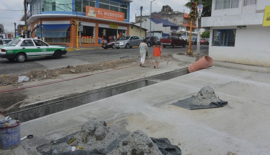 Afinan los últimos detalles de la avenida Pípila en Xalapa, para poder reabrirla en su totalidad. Se espera pueda ser este fin de semana.