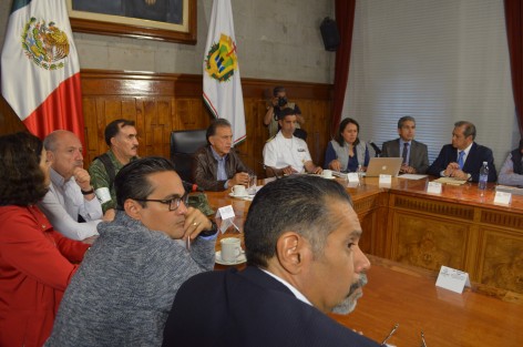 El Comité Estatal de Emergencias se reunió en Palacio de Gobierno para acordar acciones en previsión de posibles afectaciones por la llegada de la Tormenta Tropical Franklin a territorio veracruzano. 