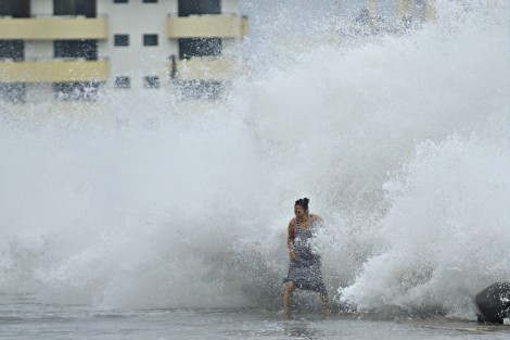 El Sistema de Alerta Temprana para Ciclones Tropicales (SIAT-CT) ha asignado la Alerta Roja (Peligro Máximo) para todo el estado de Veracruz.