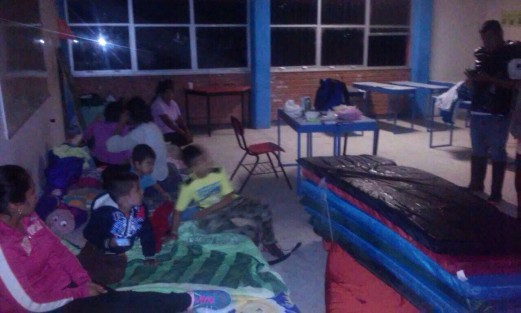 En Martínez de la Torre se habilitaron los albergues que se ubican en la cabecera municipal, donde hasta el momento se encuentran resguardadas 31 personas de distintas colonias y comunidades.  