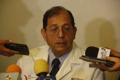 El subdirector del Hospital de Alta Especialidad de Veracruz, Avelino Guardado Sánchez, informó que los pacientes que resultaron con quemaduras de tercer grado el pasado domingo, se encuentran delicados pero van evolucionando favorablemente. 