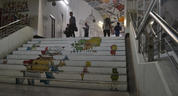  La exhibición <em>Caricaturistas Mexicanos</em> es permanente, y va de la correspondencia de la Línea 3 a la 12 y cuenta con más de 400 elementos que permiten conocer una parte de la historia de la caricatura mexicana.
