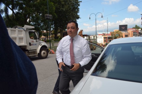 El PRI ha determinado escuchar a la sociedad, los resultados de la pasada XII AsambleaNacional así lo reflejan y esta ruta es algo que deberían de replicar todos los partidos políticos, abrirnos a la sociedad, así lo aseguró Américo Zúñiga Martínez.