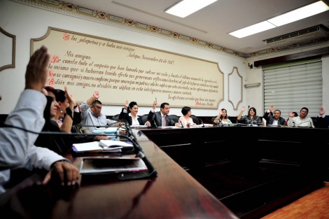 La Comuna xalapeña que preside el alcalde Américo Zúñiga Martínez aprobó por unanimidad el hermanamiento de Xalapa con la ciudad de Zouan Hounien, Costa de Marfil. El acto protocolario se llevará a cabo en Sesión Solemne de Cabildo el próximo 21 de agosto. 