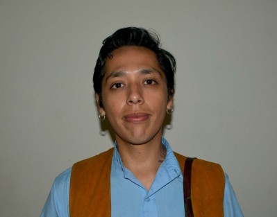 Sergio Elefante, ganador del Concurso de Diseño de la Playera 3ª Carrera XL 2017.
