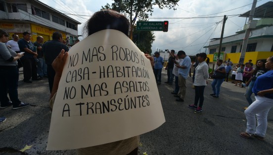 Exigían la presencia del secretario de Gobierno, Rogelio Franco, ya que dicen que el gobernador está muy ocupado. 