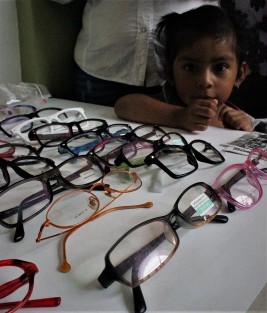 La regiduría Sexta del Ayuntamiento de Xalapa está ofreciendo lentes graduados a bajos costos. Interesados deben acudir a las oficinas del regidor Edilberto Ponce, en Palacio Municipal.