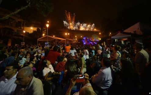 El alcalde Américo Zúñiga Martínez inauguró la cuarta edición del Festival de las Flores-Xalapa llena de luz, que reunirá a casi dos mil artistas locales, nacionales y extranjeros. 