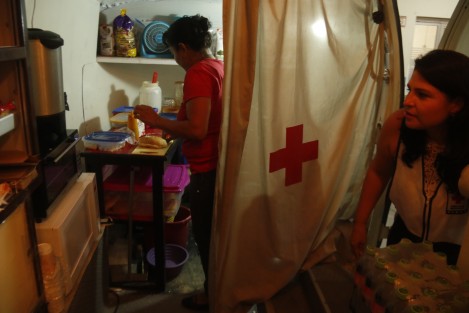Una ambulancia modelo 1943 es usada como food truck en la cafetería de la Cruz Roja Delegación Veracruz. En el vehículo se oferta comida rápida y se brinda apoyo alimentario a familiares de pacientes hospitalizados que no pueden costear los gastos de alimentación. 