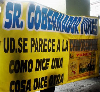 Megamarcha para apoyar la realización de vaquilladas y peeas de gallos en Veracruz. 