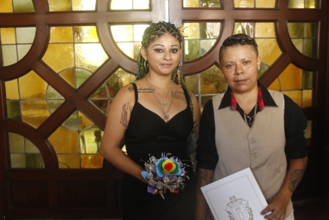 Luz María Zamudio y Marisol Víveros lograron casarse por lo civil mediante la promoción de un amparo. Esto las convirte en la pareja número 18 del mismo sexo en contraer matrimonio en Veracruz.