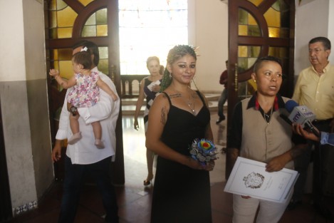 Luz María Zamudio y Marisol Víveros lograron casarse por lo civil mediante la promoción de un amparo. Esto las convirte en la pareja número 18 del mismo sexo en contraer matrimonio.