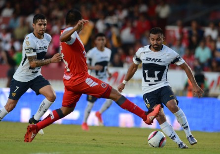 Los Tiburones Rojos de Veracruz vencieron 1 a 0 a los Pumas de la UNAM en partido disputado en el estadio Luis Pirata de la Fuente.
