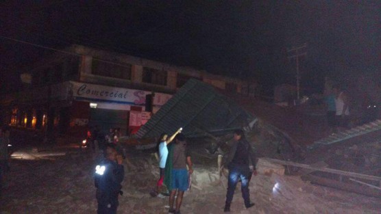 Empiezan a fluir datos de afectaciones por el sismo de este jueves. En Juchitán, Oaxaca se informa sobre la caída de algunas construcciones. 