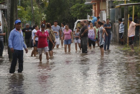 Comunidades delmunicipio de Medellín de Bravo con afectaciones por desbordamiento de río Cotaxtla. Entre las comunidades se encuentran La Esmeralda, La Capilla, El Mangal y El Copital.