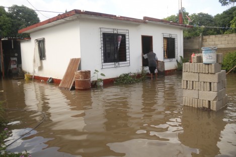 Comunidades delmunicipio de Medellín de Bravo con afectaciones por desbordamiento de río Cotaxtla. Entre las comunidades se encuentran La Esmeralda, La Capilla, El Mangal y El Copital. 