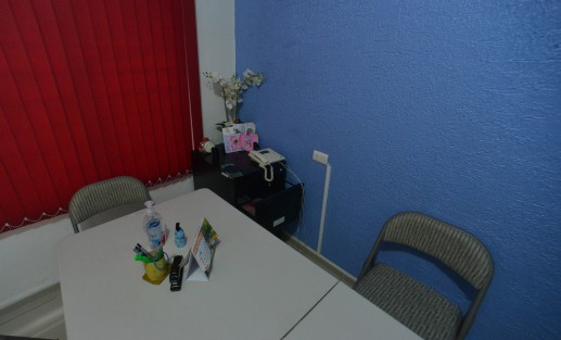 Desconocidos ingresaron a las oficinas del Comité Directivo Estatal del partido Movimiento de Regeneración Nacional (MORENA), en Xalapa, de donde sustrajeron exclusivamente equipo de cómputo de la presidencia, área electoral y organización. 