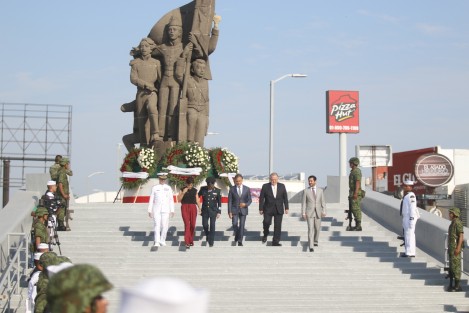 A diferencia de años anteriores en que se hacía en  Xalapa, este 13 de septiembre el Gobierno del Estado realizó el acto conmemorativo a la defensa del Castillo de Chapultepec en la ciudad de Boca del Río. 
