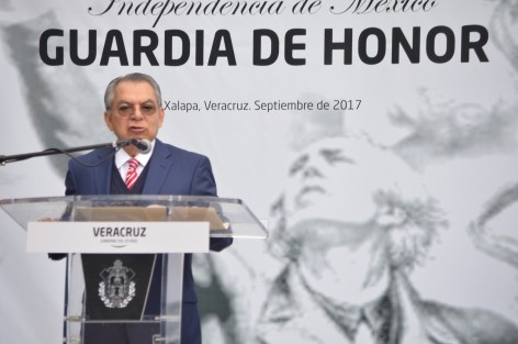 Magistrados del Poder Judicial acudieron esta mañana a las guardias de honor al padre de la patria. 