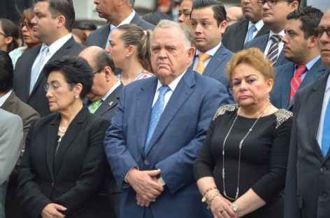 En su declaración a los medios, el magistrado presidente del Poder Judicial, Edel Álvarez Peña, acudieron,  aseguró que en el Poder Judicial no habrá despidos masivos y solo reacomodaron al personal.