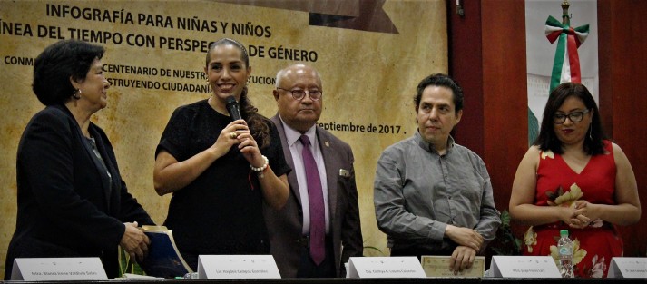 Al evento acudieron el Secretario General del Congreso Estatal, Juan José Rivera Castellanos; el Subsecretario de Educación Básica, Jorge Flores Lara; el Coordinador de Asesores del Secretario de Gobierno, José Lorenzo Álvarez Montero; el Magistrado del Segundo Tribunal Colegiado, José Manuel de Alba de Alba.