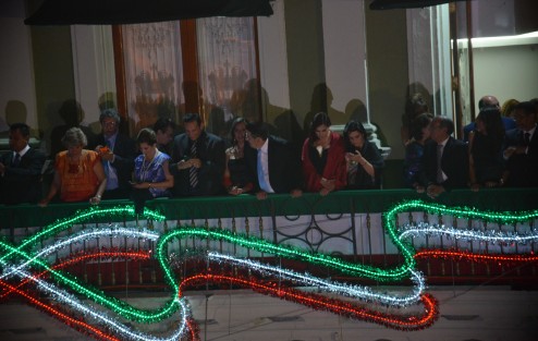 Así los veracruzanos nos las estemos viendo como estamos viendo nuestra suerte, pero la administración panista - perredista dio su primer Grito de Independencia desde el poder en Veracruz.  