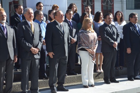 Ana Cristina Ledezma, Secretaria Ejecutiva del Consejo estatal de seguridad, acudió a las guardias de honor en Los Berros.Entrevistada por medios locales, comentó que ya se lleva un avance del 40 por ciento en la construcción de seis ciudades judiciales. 