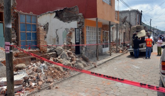 Metepec, perteneciente al municipio de Atlixco, en Puebla, sufrió pérdidas graves, principalmente en casas habitación. Esta comunidad es una de las más devastadas debido a sus construcciones típicas de adobe y teja. 