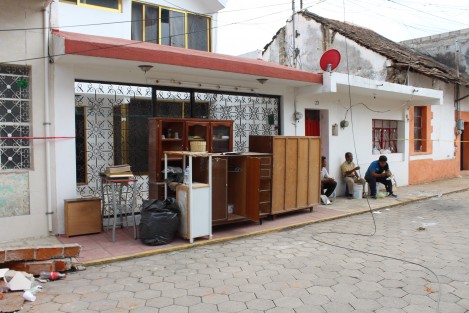 Metepec, perteneciente al municipio de Atlixco, en Puebla, sufrió pérdidas graves, principalmente en casas habitación. Esta comunidad es una de las más devastadas debido a sus construcciones típicas de adobe y teja. 
