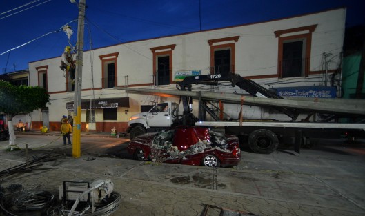 Jojutla, Morelos, es sin duda -después de la Ciudad de México- la ciudad donde más se ha realizado la cobertura sobre los afectados del sismo del pasado lunes. Son decenas de damnificados y edificios colapsados como el Palacio Municipal, además de graves daños a diversas estructuras. 
