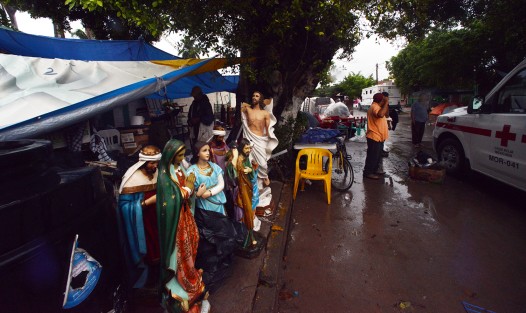 La colonia Zapata, en el municipio de Jojutla, Morelos, fue una de las más devastadas por el sismo de este martes; en sus calles desoladas quedan algunos pedazos de casas en pie. 

