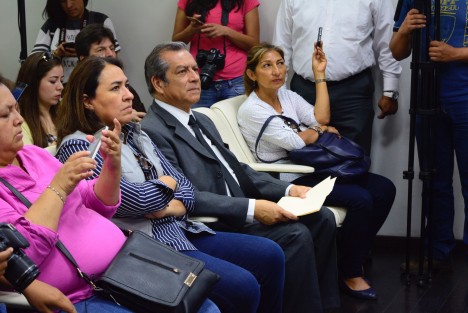 En conferencia de prensa, el Gobierno del Estado de Veracruz, informó sobre las evaluaciones que se han realizado a planteles escolares de los cuales el personal ha solicitado revisión. De 212 reportadas, sólo 5 ameritan suspensión de clases. 