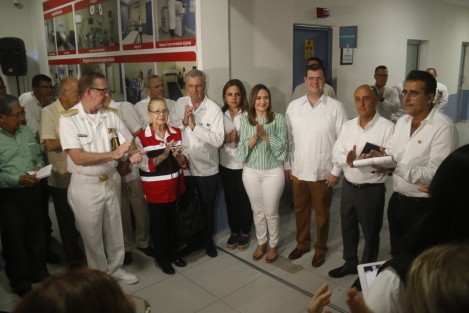 Se puso en marcha del nuevo tomógrafo de la Cruz Roja Delegación Veracruz. El secretario de Salud, Irán Suárez Vlilla, acudió en representación del gobernador.
