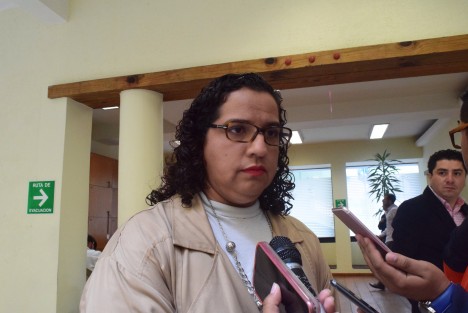 Mariana Aguilar López, Secretaria de Medio Ambiente, y la titular del Instituto Veracruzano de las Mujeres, Gabriela Palacios Hernández, acudieron a la inauguración del diplomado Derechos humanos de las mujeres, esto en la Biblioteca Carlos Fuentes de Xalapa. 
