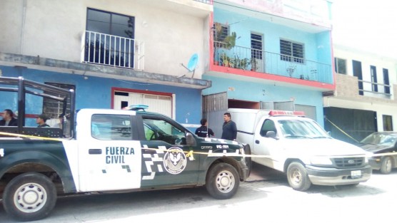 Una enfermera fue asesinada la madrugada de este jueves en la colonia Santa Bárbara de la ciudad de Coatepec. Al parecer el crimen se cometió en la madrugada, pues el cuerpo fue descubierto por un familiar por la mañana.