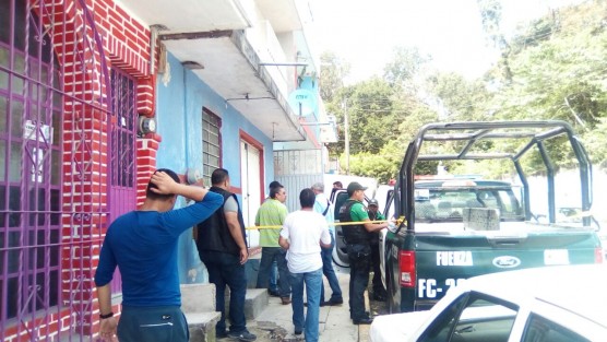 Una enfermera fue asesinada la madrugada de este jueves en la colonia Santa Bárbara de la ciudad de Coatepec. Al parecer el crimen se cometió en la madrugada, pues el cuerpo fue descubierto por un familiar por la mañana.
