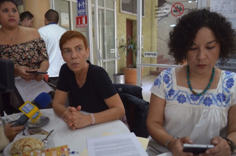 Integrantes de los colectivos Multisectorial, Instituto Municipal de las Mujeres Xalapa, Colectivo Cihuatlahtolli, entre otros, en conferencia de prensa informaron que durante un mes realizaron colecta de botes de leche materna debido al desabasto en centros de salud, sin embargo ésta fue atendida por personal de gobierno, por lo que las donaciones han terminado.
