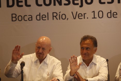  El gobernador del estado, Miguel Ángel Yunes Linares, inauguró los trabajos de la 3a Reunión Ordinaria del Consejo Estatal de Salud y Reinstalación del Consejo Estatal Contra las Adicciones. Le acompañó el titular del Consejo Nacional Contra las Adicciones, Manuel Mondragón y Kalb.