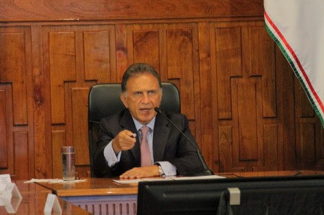 El Gobernador del estado, Miguel Ángel Yunes Linares, presentó a los medios de comunicación una página electrónica donde se podrán consultar los bienes recuperados por el gobierno, autos, casas o recursos que de manera ilegal se apropiaron delincuentes.  