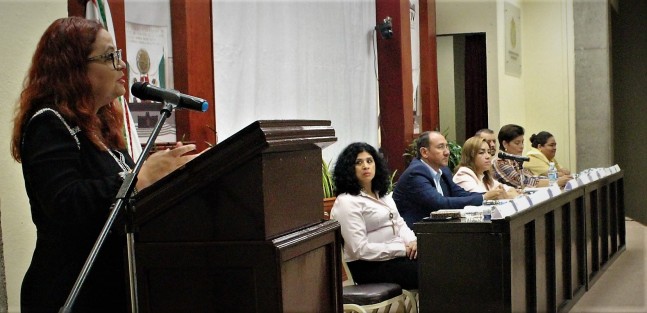 La Comisión Especial para Estudiar y Proponer Alternativas a la Problemática del IPE de la LXIV Legislatura, realizó la cuarta reunión de trabajo con representantes de organizaciones sindicales y de pensionados, para recibir propuestas que servirán de base para la elaboración de una iniciativa de reforma que será presentada ante el Pleno.
