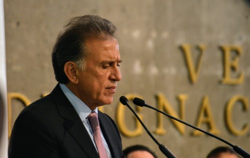 El gobernador Miguel Ángel Yunes Linares expresó que el convenio de colaboración con la Policía Naval no se puede ampliar, pero que se solicitará que permanezcan en el estado hasta 2018. Será entonces con  el nuevo presidente, quien decidirá si el convenio continúa. 