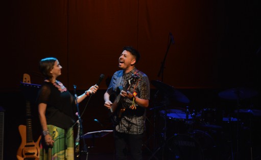 Por más de dos horas la cantautora Marta Gómez se presentó en Teatro del Estado como parte  del 8º Festival  Internacional JazzUV,  donde interpretó algunos de sus éxitos como: Para la Guerra Nada, Ritualitos, y Carnavaleando, entre otros.
